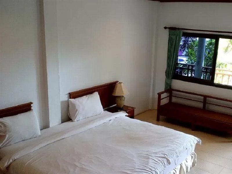 Baan Pitcha บ้านพิชชา Ламай Бийч Екстериор снимка