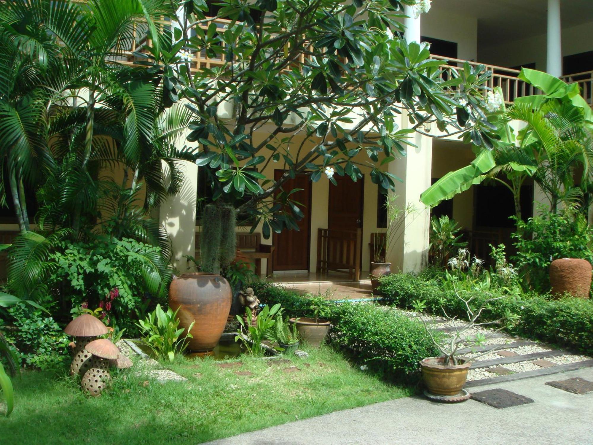 Baan Pitcha บ้านพิชชา Ламай Бийч Екстериор снимка