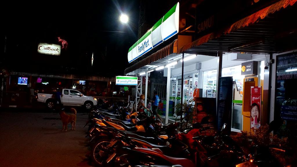 Baan Pitcha บ้านพิชชา Ламай Бийч Екстериор снимка
